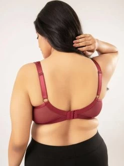 Nykaa Zindfandel Red Non-Padded Minimiser Lift Me Up Bra 11 Nykaa Zindfandel Red Non-Padded Minimiser Lift Me Up Bra -Shyaway 1 5 1